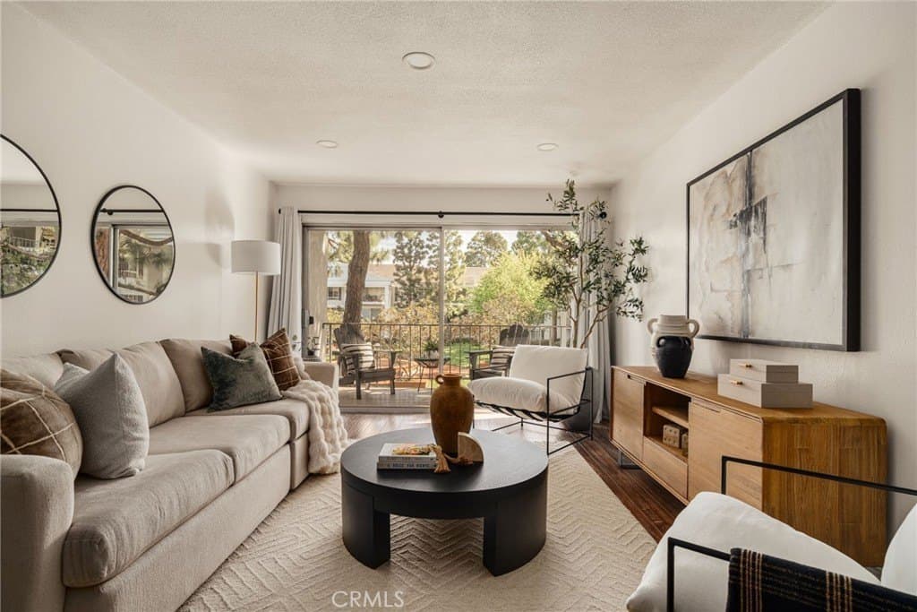 102 Scholz Plz Apt 239, Newport Beach