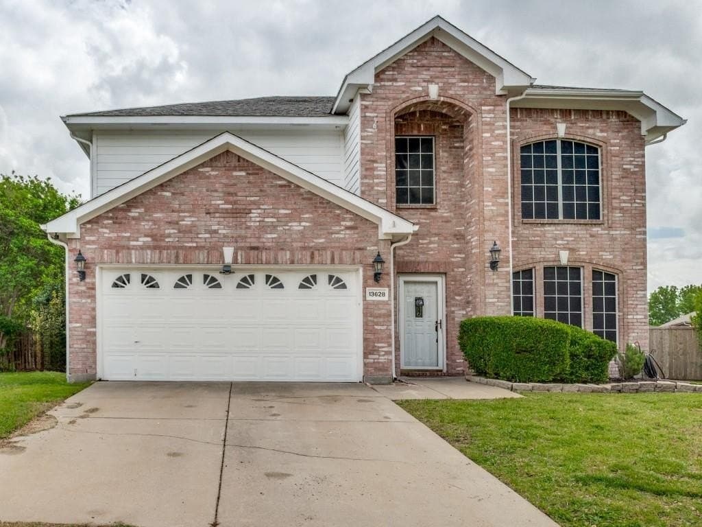 13628 Cherokee Ranch Rd, Fort Worth