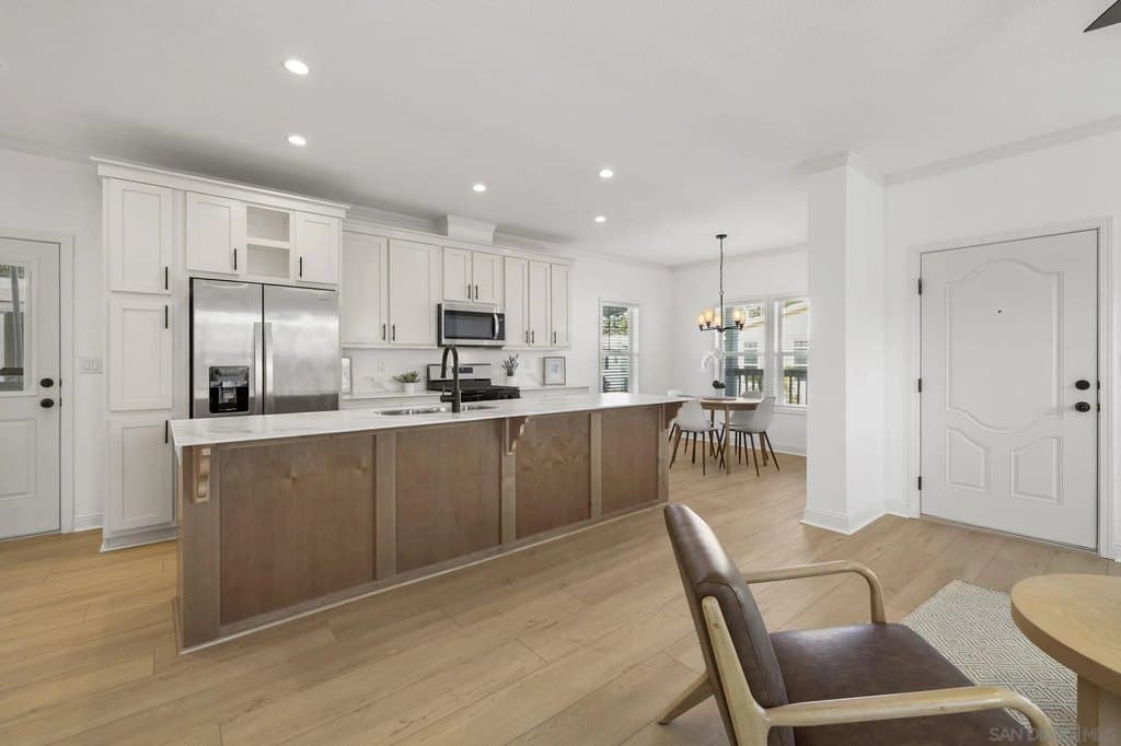 7025 San Bartolo St Unit 42, Carlsbad