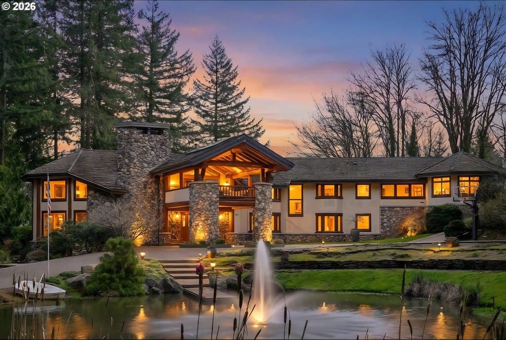 465 NW Royal Blvd, Portland