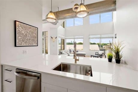 260 N 18th St Unit 10326