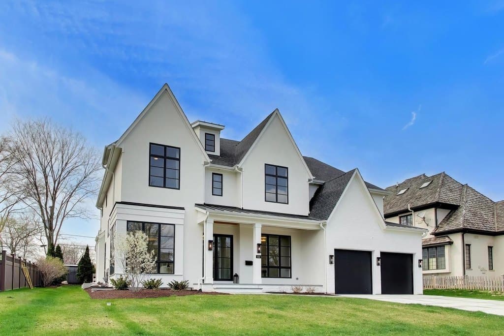 910 Allmen Ave, Hinsdale