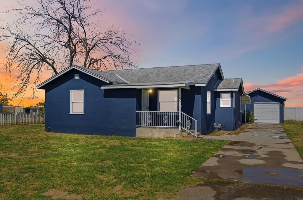 112 E Jefferson Ave, Fresno