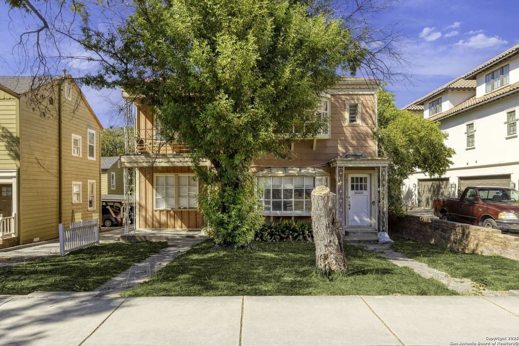 6715 Broadway, San Antonio