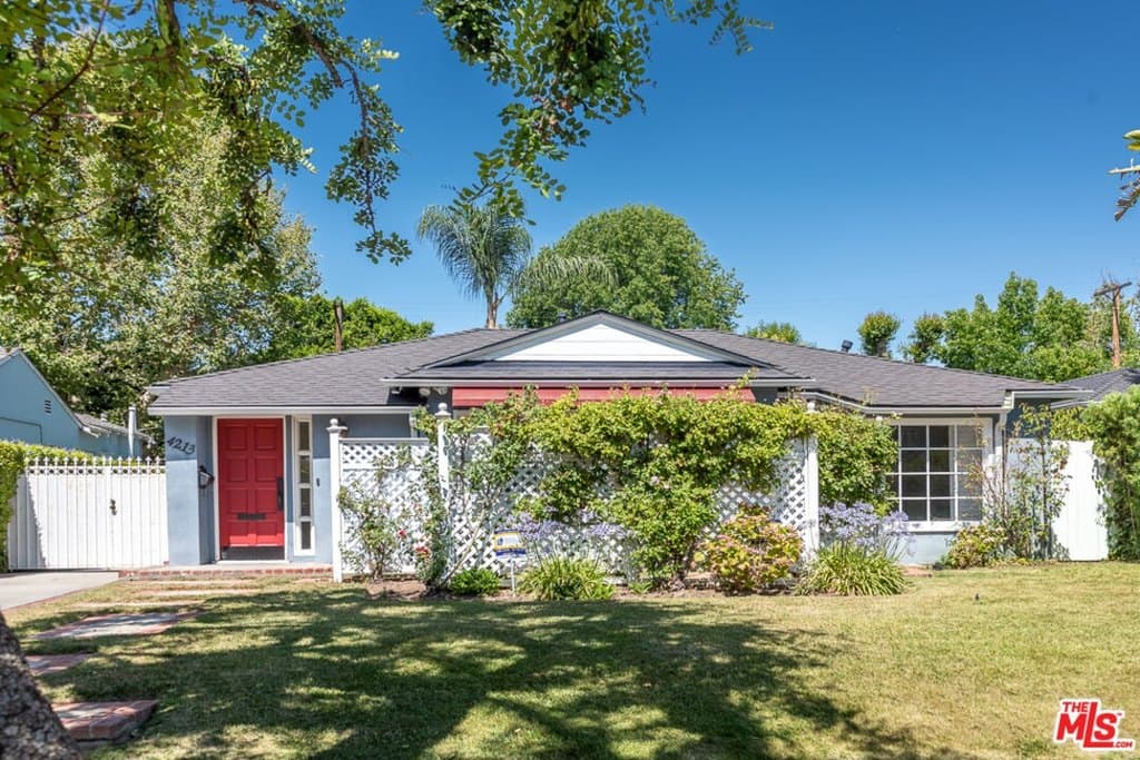 4213 Bellingham Ave, Studio City