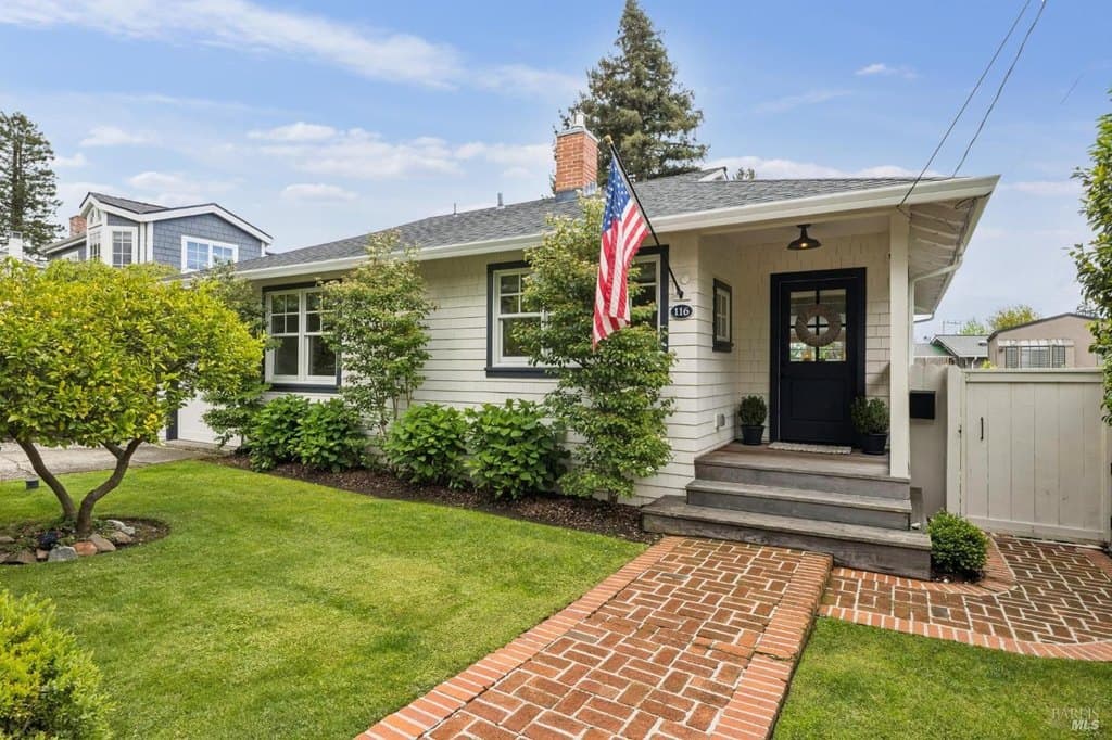 116 LA Goma St, Mill Valley