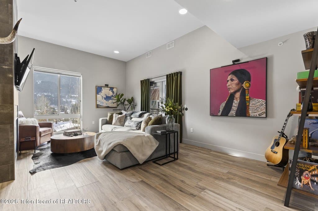 150 W Simpson Ave Unit 404, Jackson