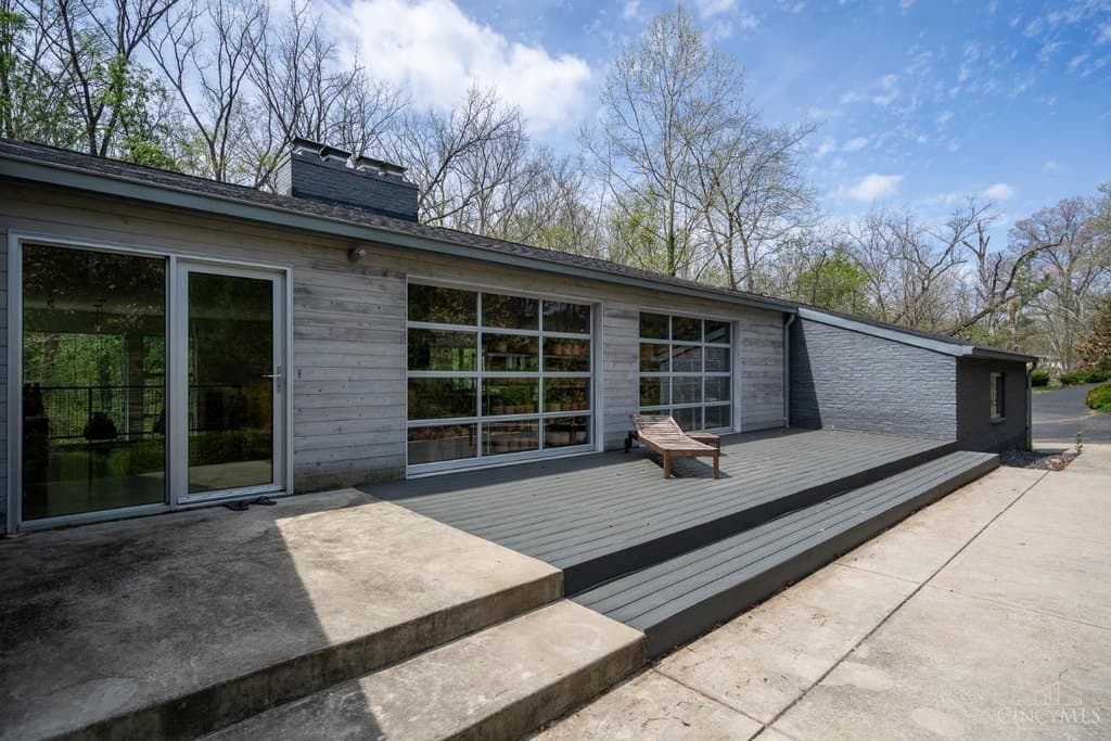 8425 Kugler Mill Rd, Indian Hill