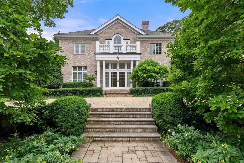 43 Bristol Rd, Wellesley