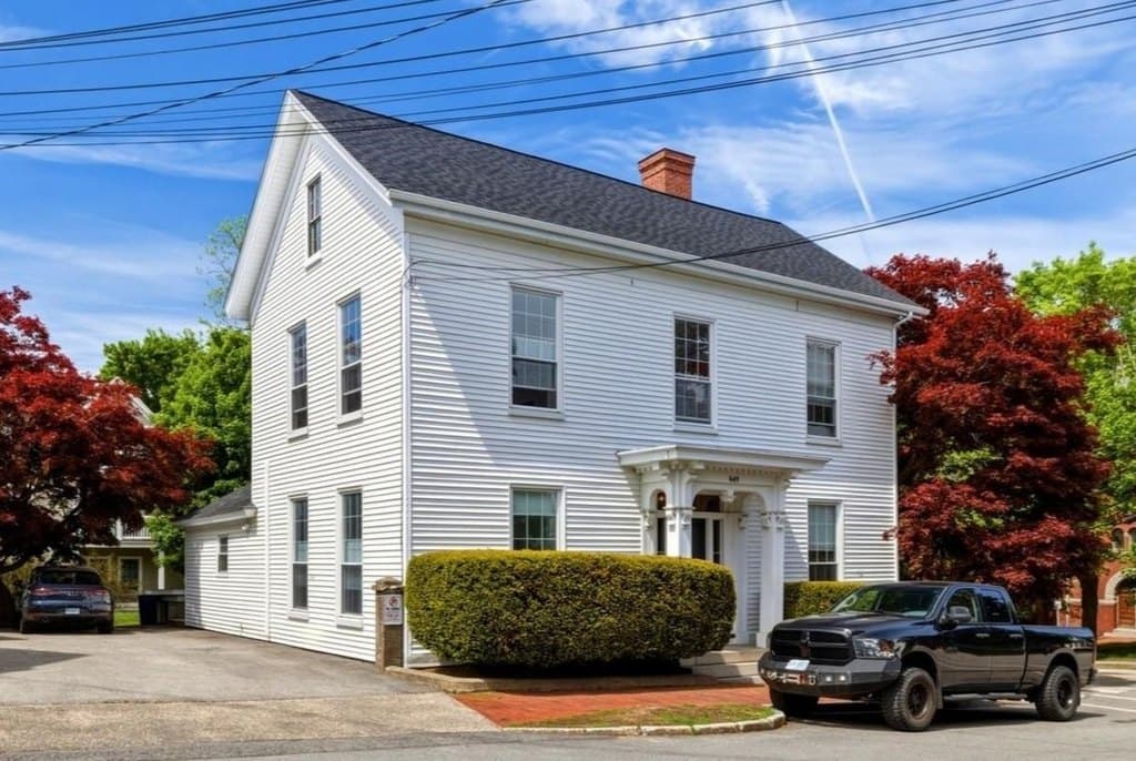 649 State St Apt A, Portsmouth