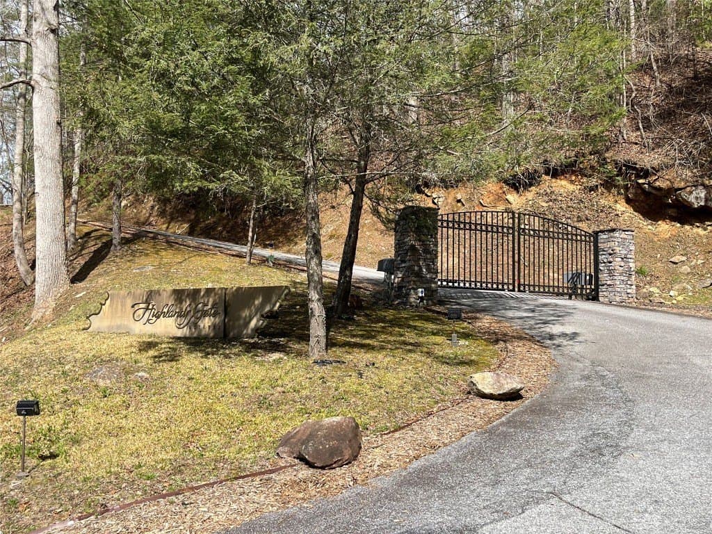 4 Highlands Gate Dr Lot 4, Highlands