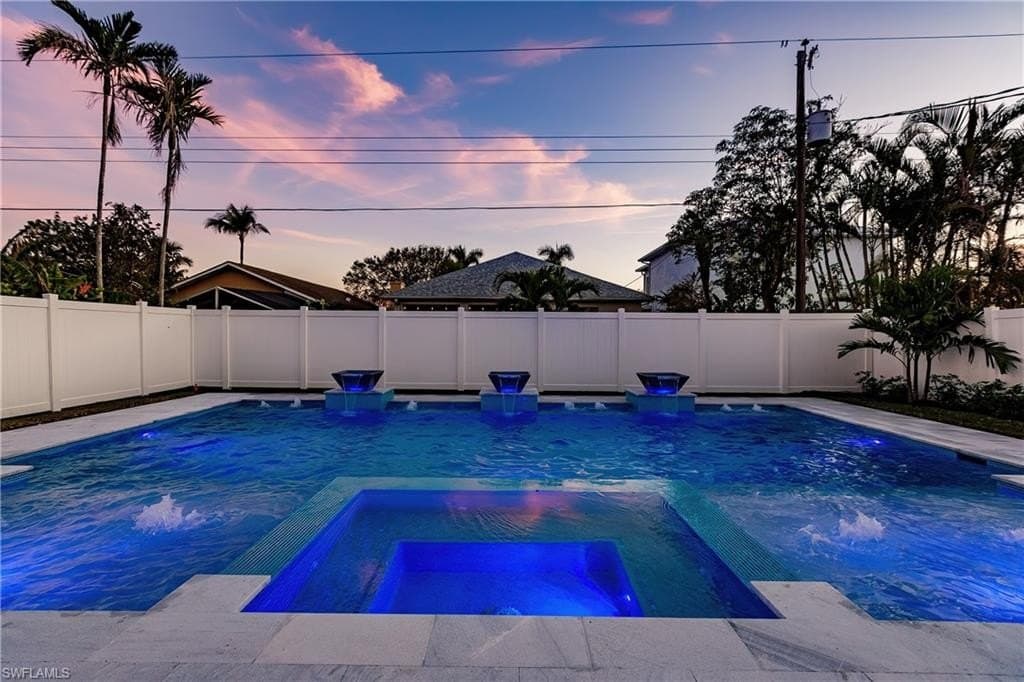 668 104th Ave N, Naples