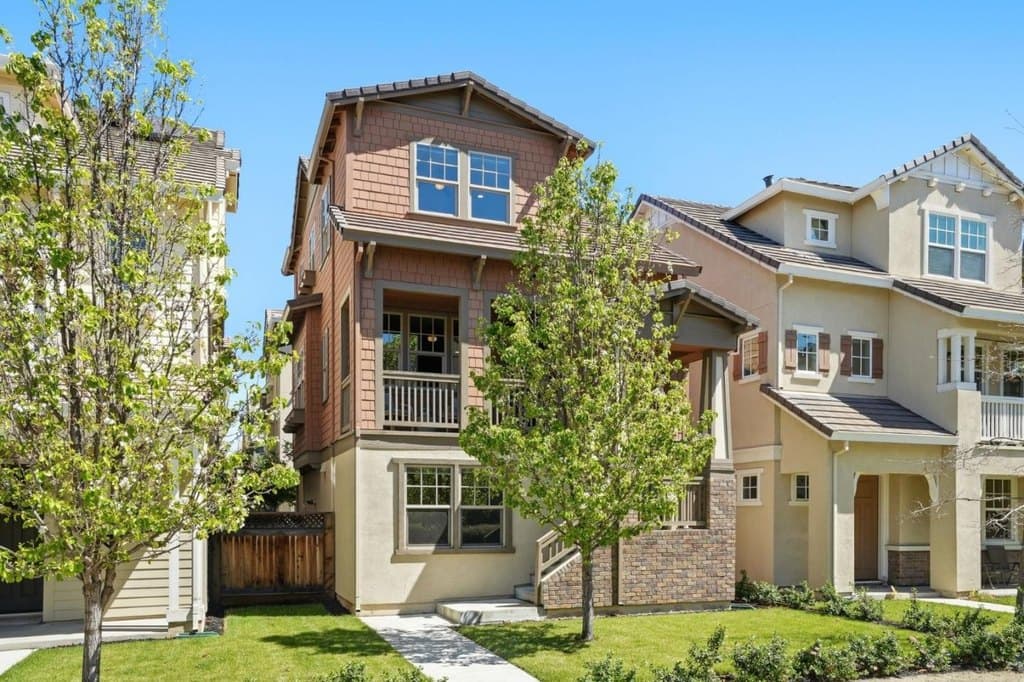 3102 Pyramid Way, Mountain View