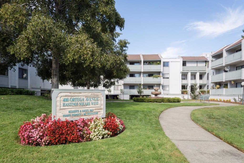 400 Ortega Ave Apt 216, Mountain View