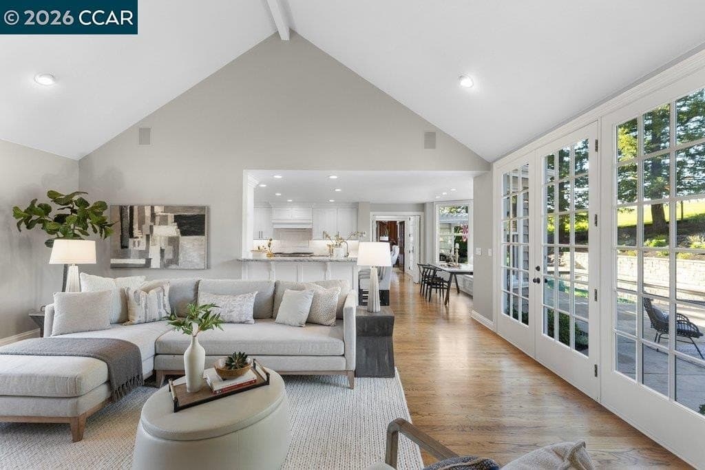 10 Crownridge Dr, Danville