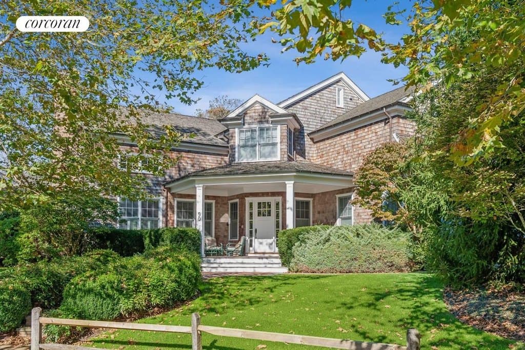 50 Talmage Ln, East Hampton