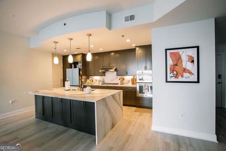 270 17th St NW Unit 3804