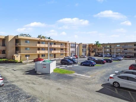 8401 SW 107th Ave Apt 311E