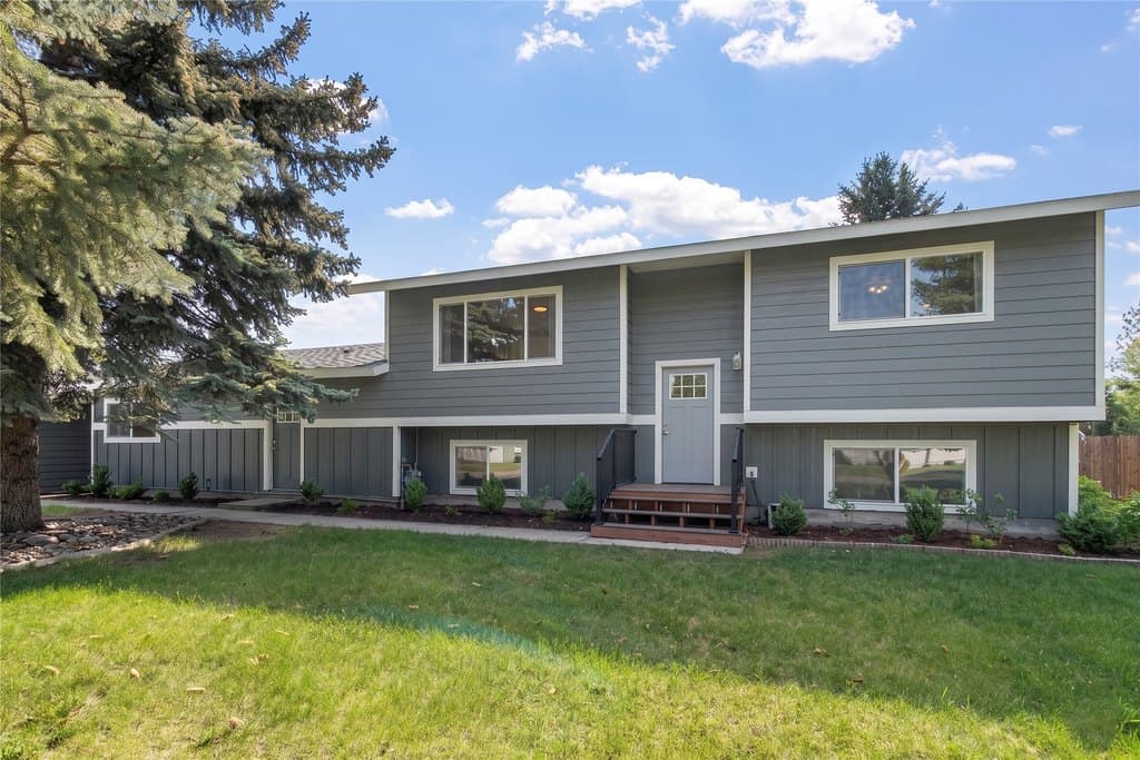 756 Shadow Ln, Kalispell