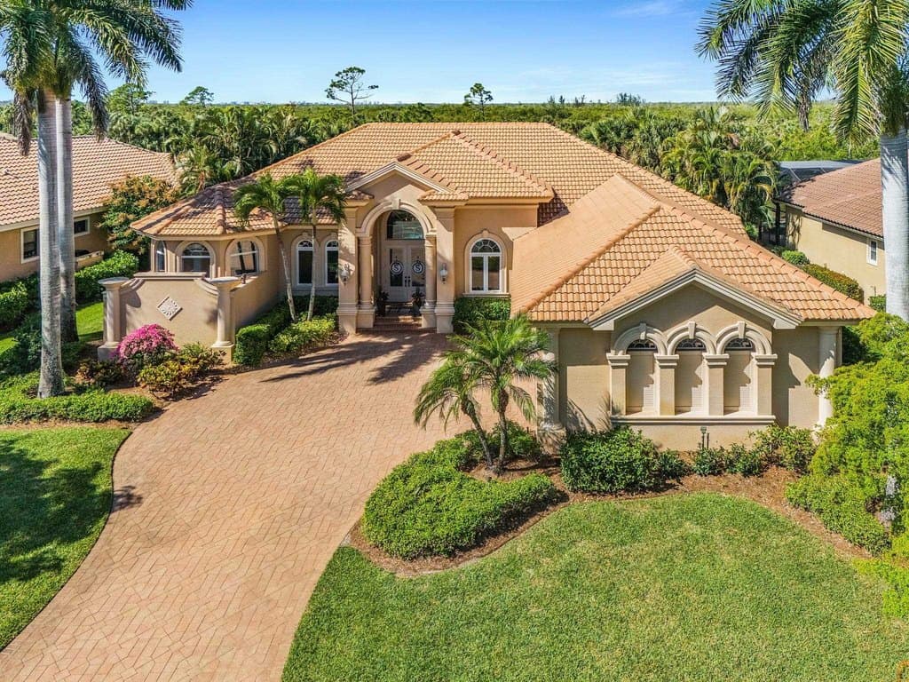 6720 Mossy Glen Dr, Fort Myers