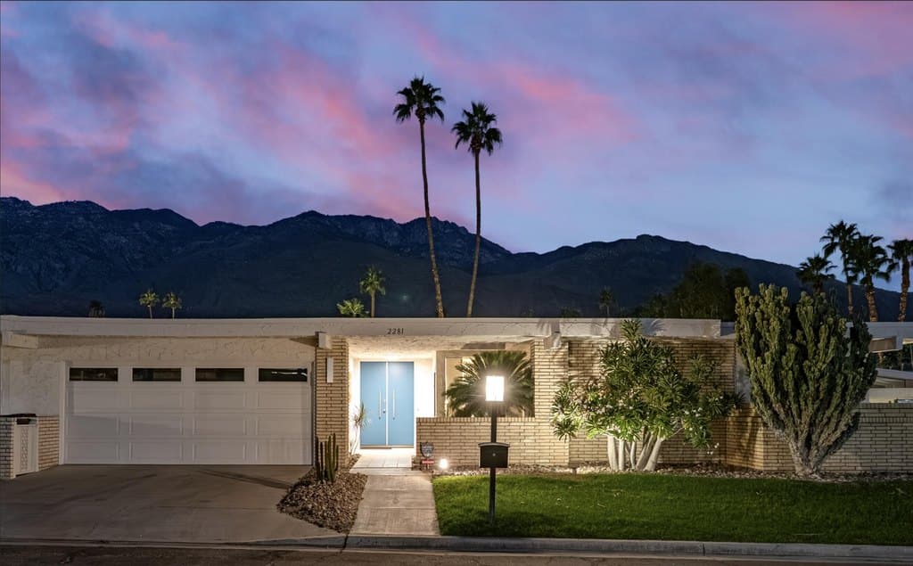 2281 Paseo Del Rey, Palm Springs