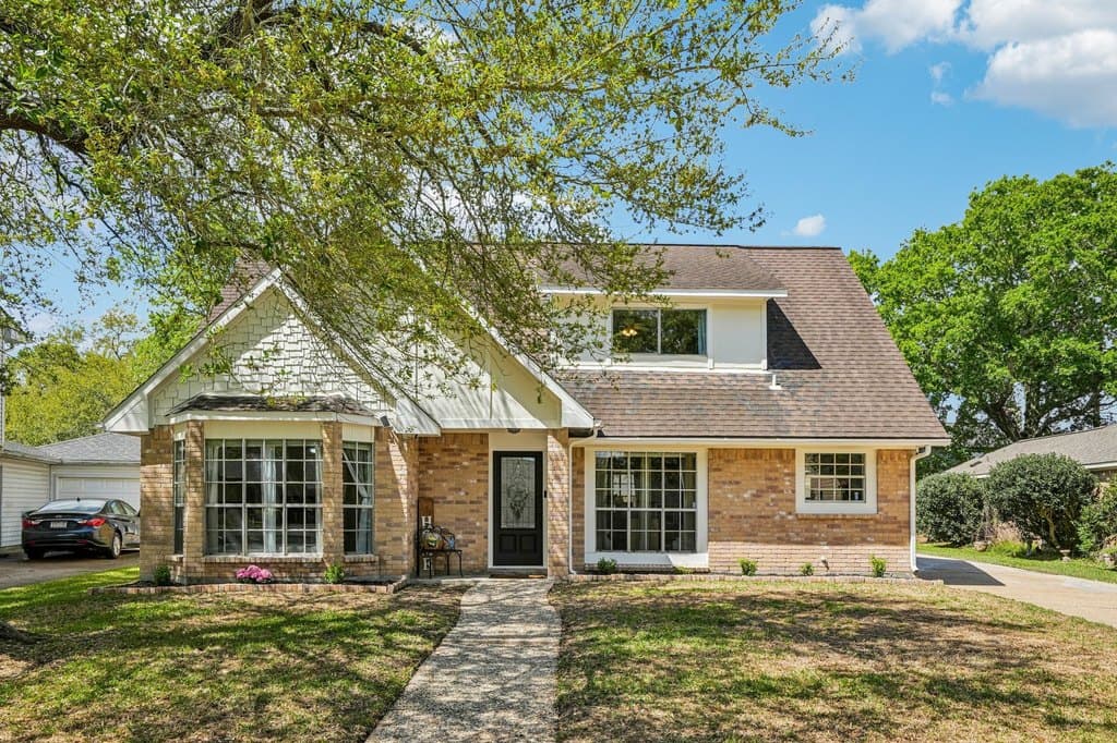 207 Lochnell Dr, Houston