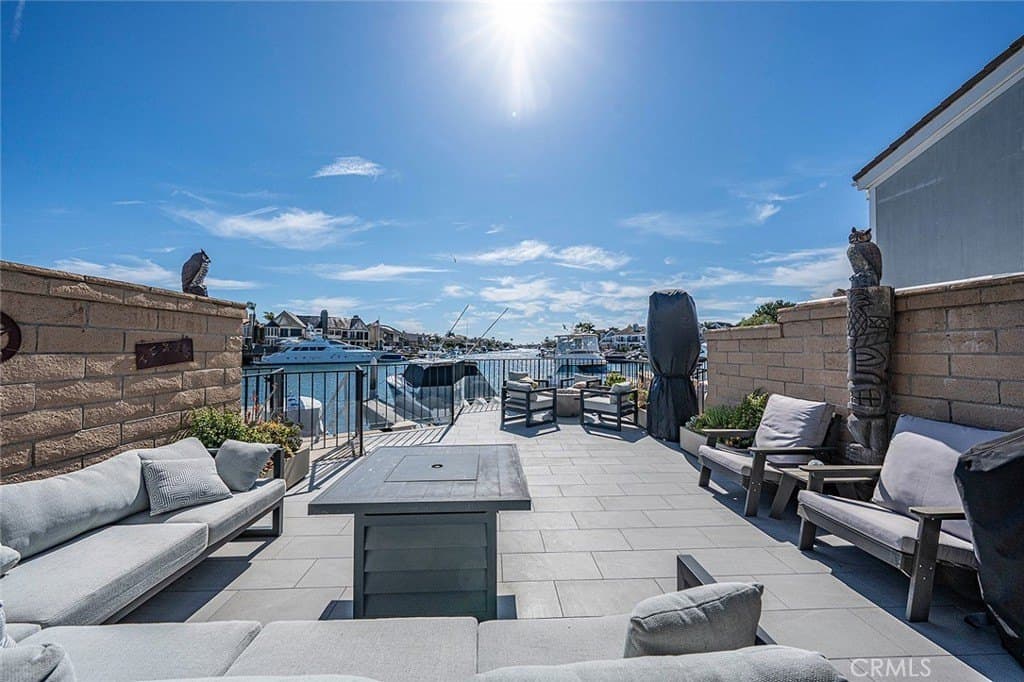 16114 Bonaire Cir, Huntington Beach