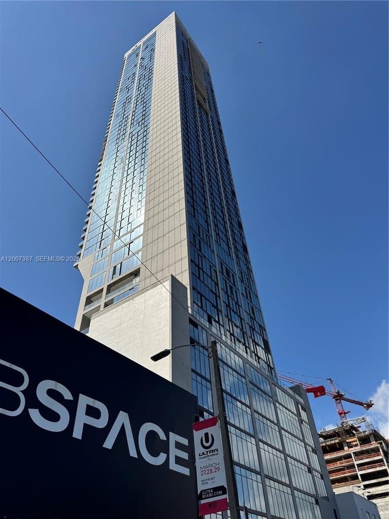 20 NE 11th St Unit 3012B