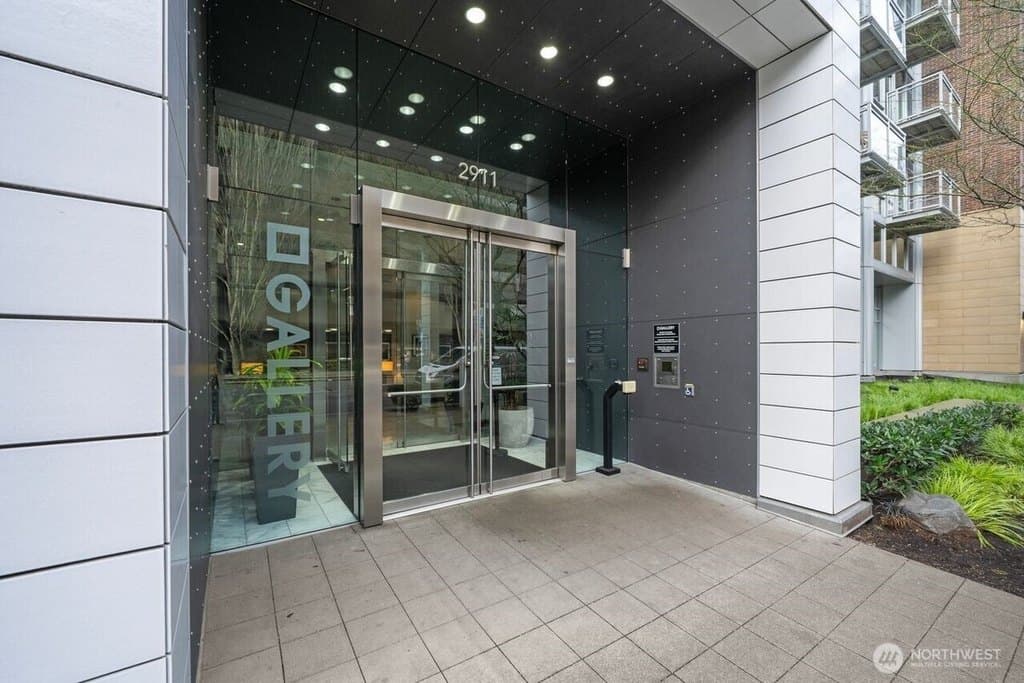 2911 2nd Ave Unit 709