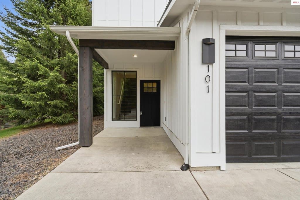955 W Grove Way, Coeur d'Alene