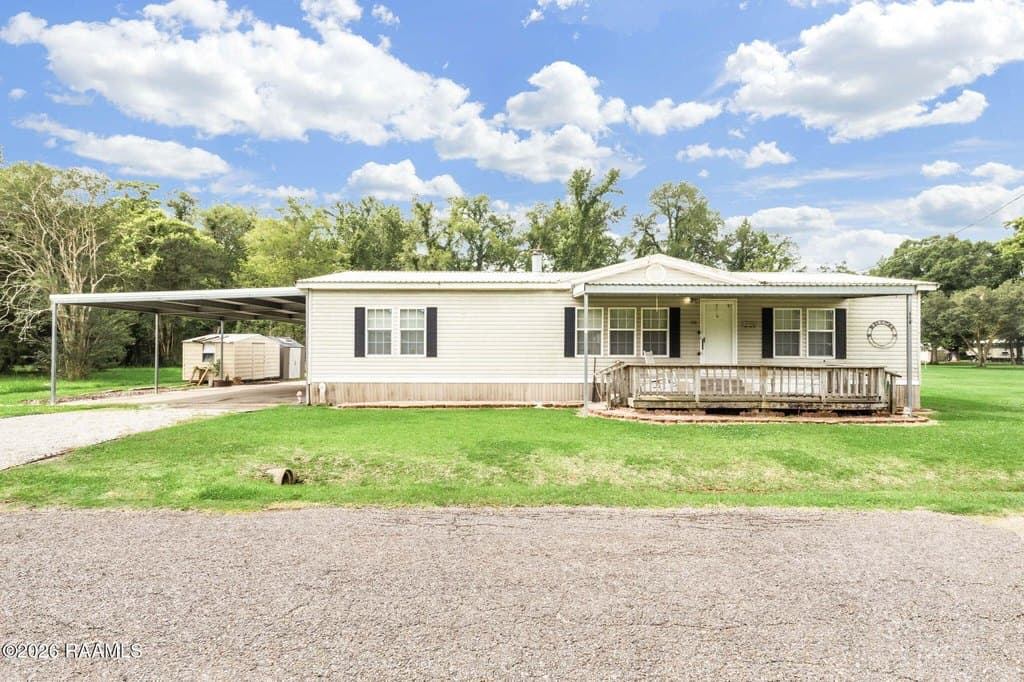 116 Bristol Dr, Lafayette