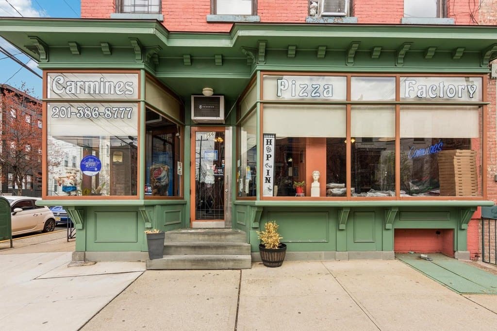 366 8th St, Jersey City