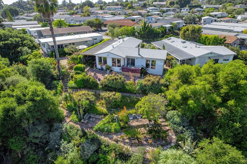 333 Old Mill Rd Spc 215, Santa Barbara