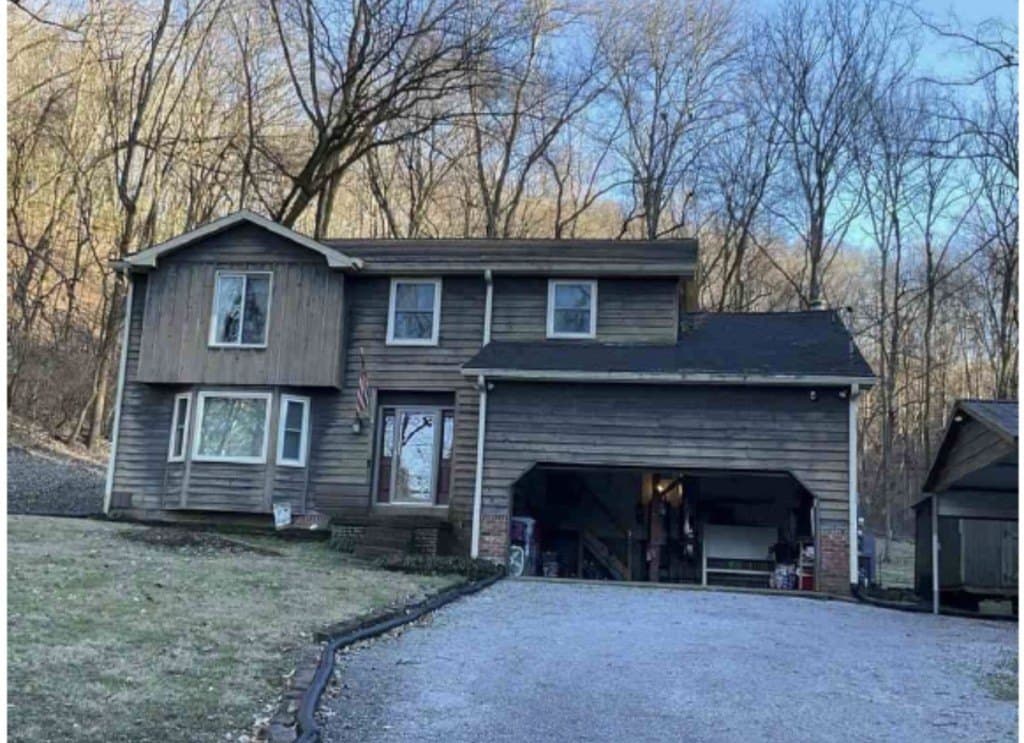 1961 Sunny Side Dr, Brentwood