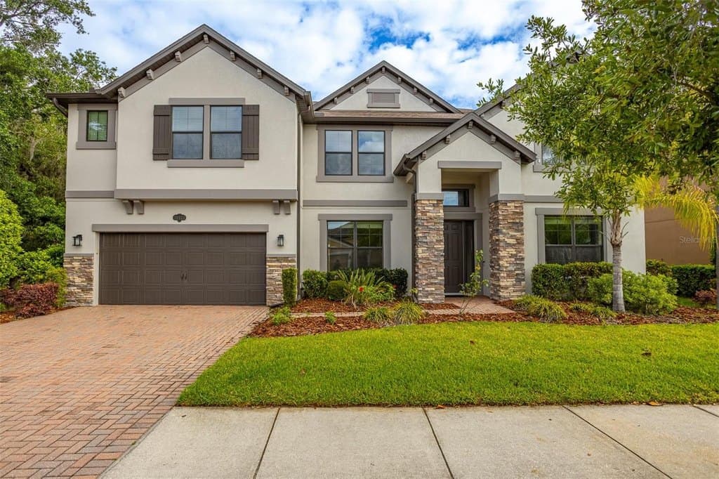 19433 Whispering Brook Dr