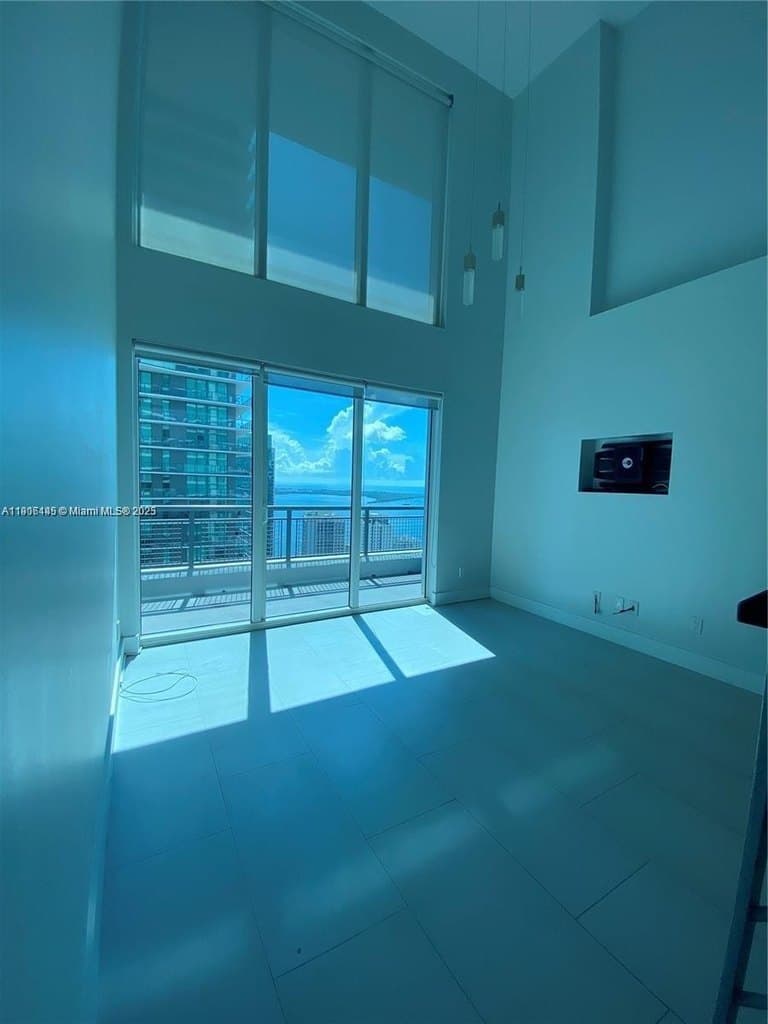 60 SW 13th St Apt 3606