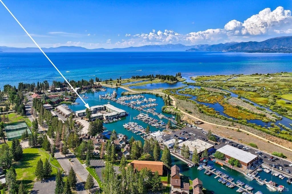 439 Ala Wai Blvd Apt 140, South Lake Tahoe