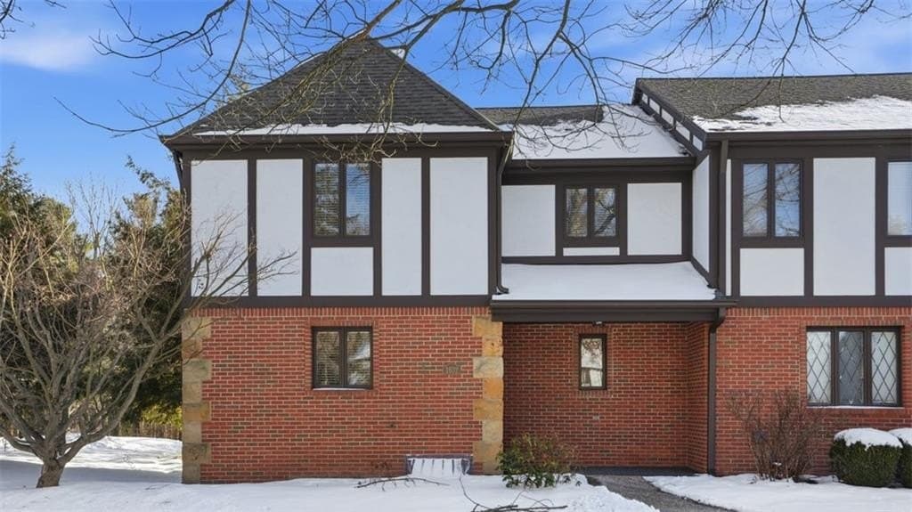 1632 Stone Mansion Dr, Sewickley