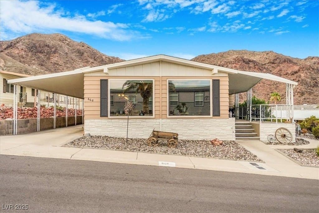 668 Mount Tamalpais Way, Boulder City