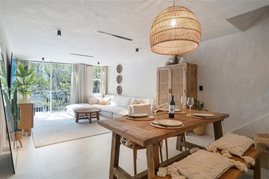 325 Meridian Ave Apt 12, Miami Beach