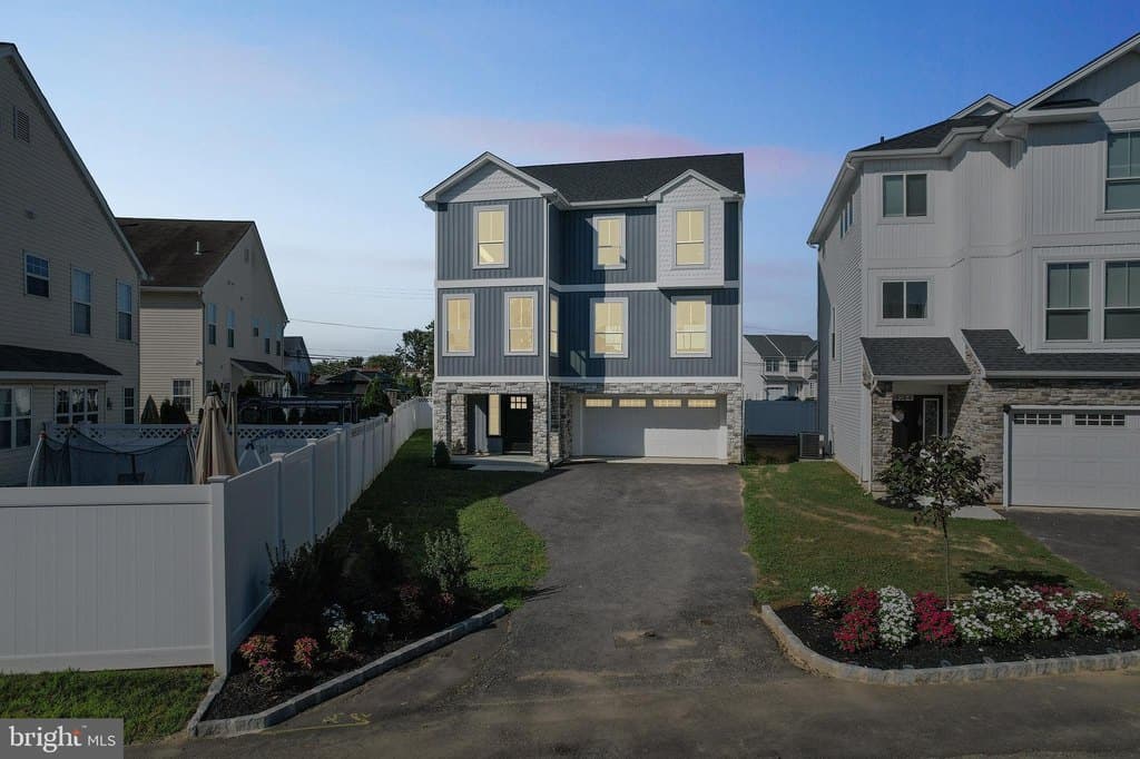 9838 Legion St Unit 2, Philadelphia