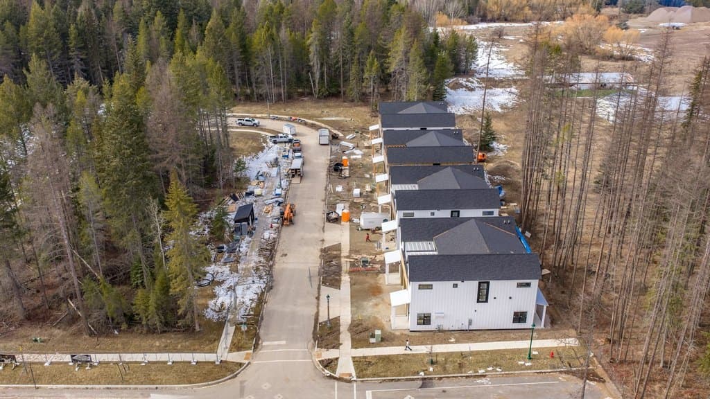 268 Canopy Trl, Whitefish