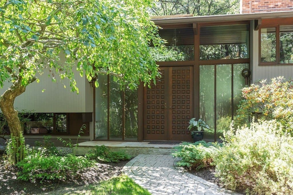 1030 Sudbury Rd, Concord