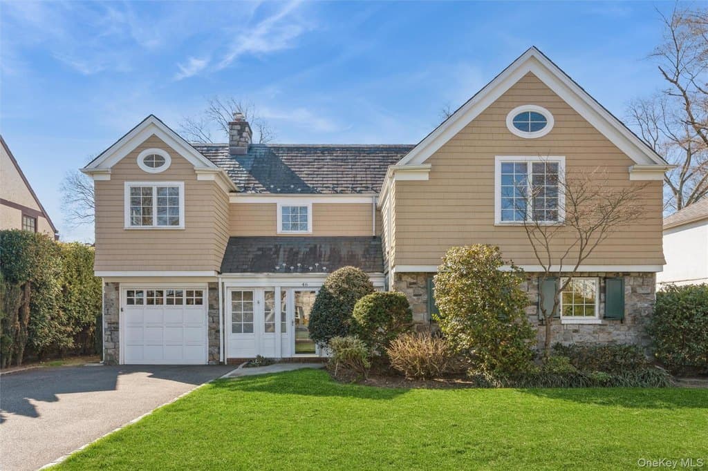 46 Wyatt Rd, Garden City