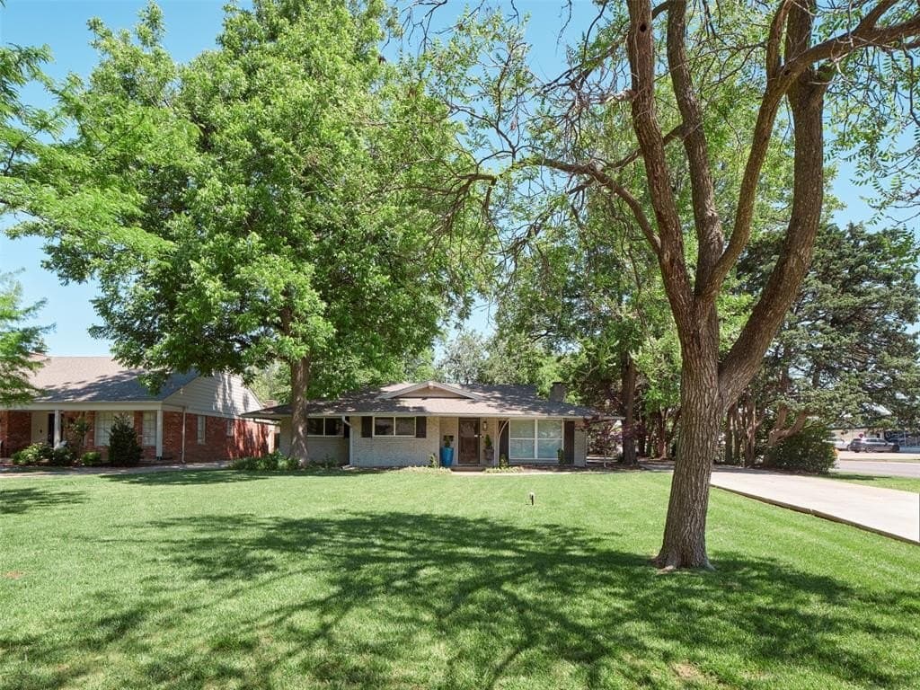 1101 Tedford Way, Nichols Hills