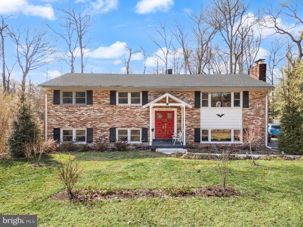 4323 Ferry Landing Rd, Alexandria