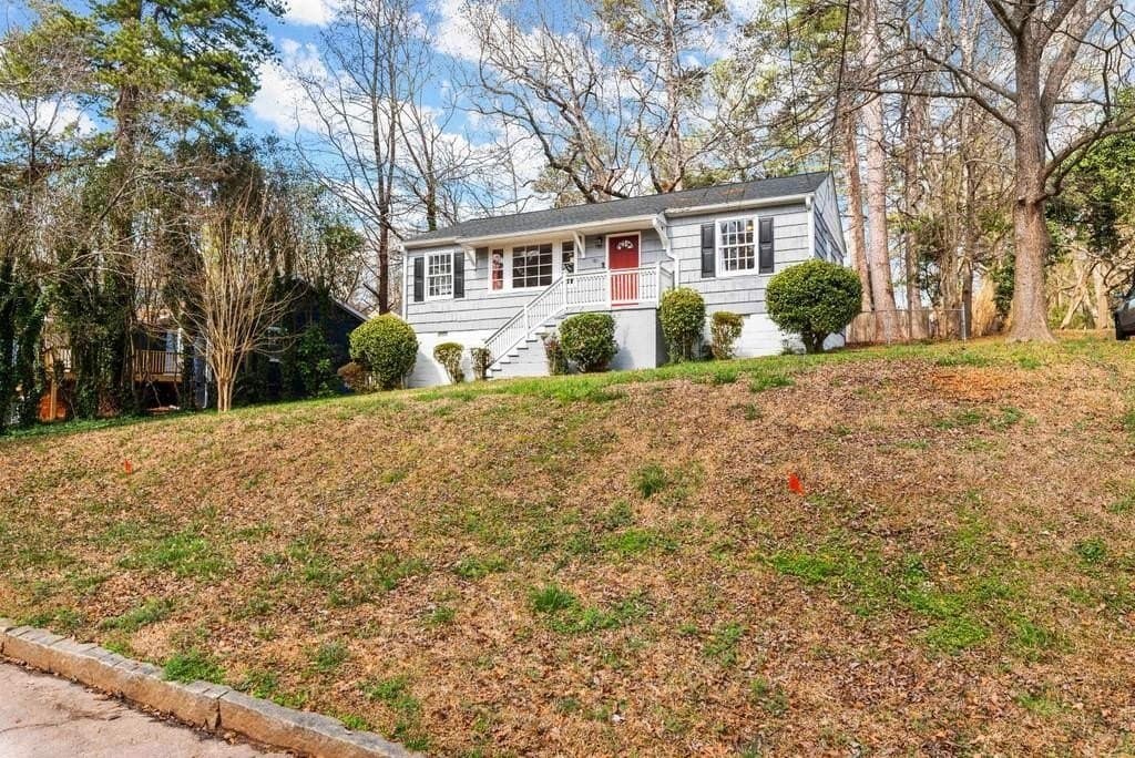 781 Bridgewater St SW