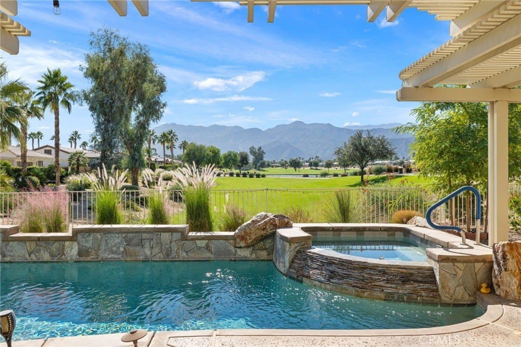 81687 Desert Willow Dr, La Quinta