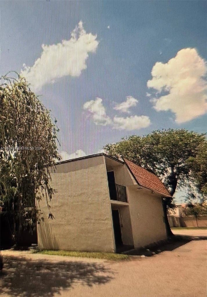 3901 SW 112th Ave Apt 38