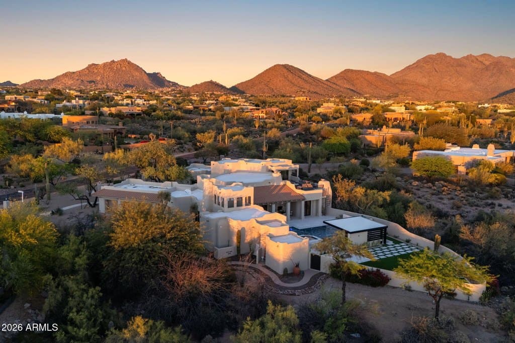 9335 E Via Montoya Dr, Scottsdale